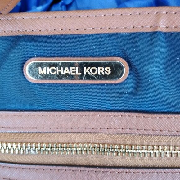 Michael Kors bag   - Picture 2 of 5